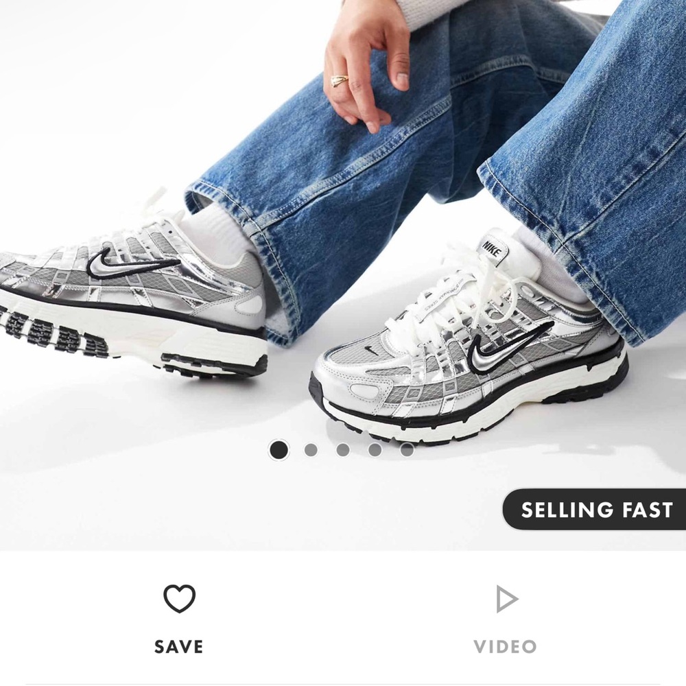 Nike White and Black Sneakers with Cushioned Sole